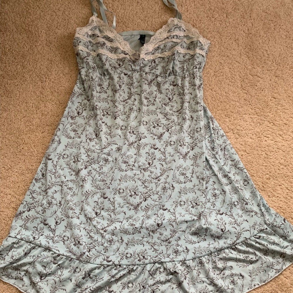 Nightgown